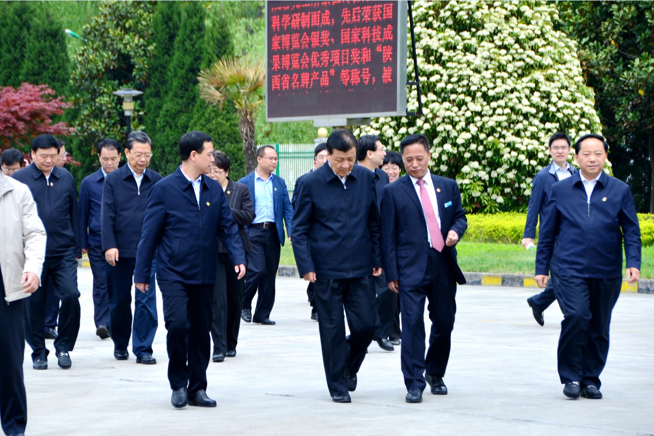 ������Ȧ(�й�����)-Ϊdu����