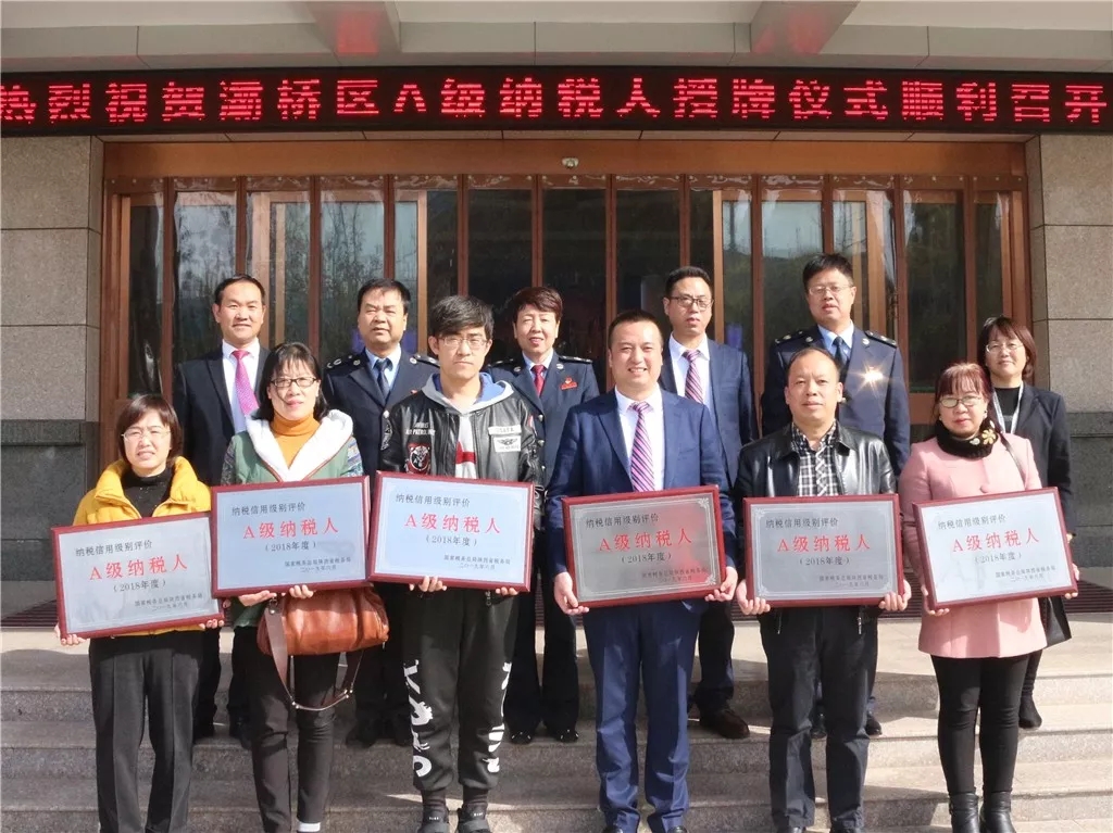 1596521624.jpg 640 (1).webp (22).jpg