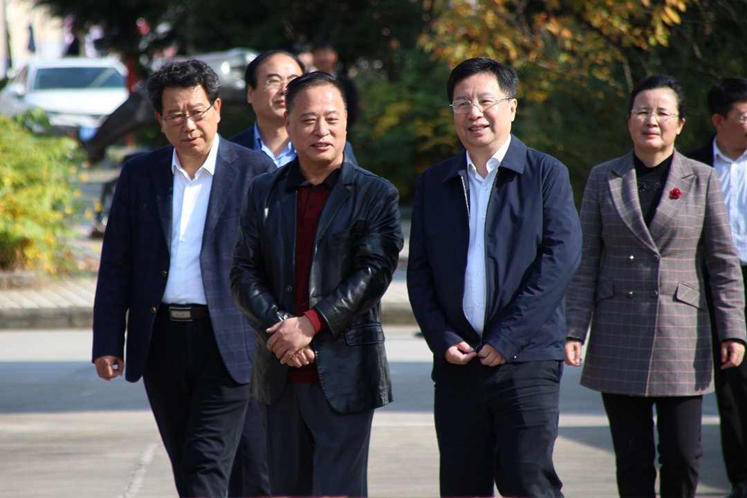 �й�����ʡί����Ǻ��⻪ݰ��������Ȧ����ҩҵ������Ŀ�������� ����.jpg