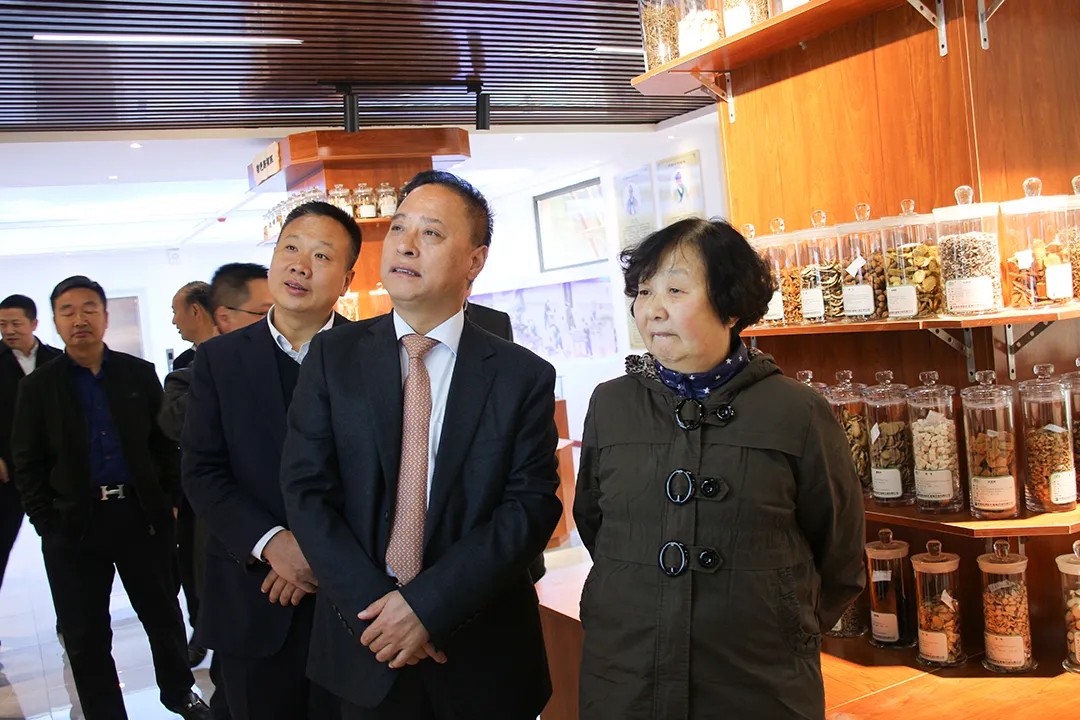 1606115669.jpg 640.webp (2).jpg