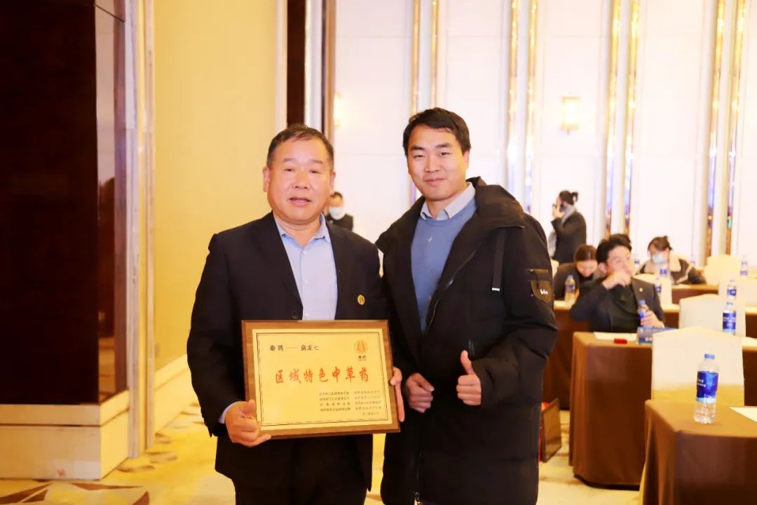 1714461859.jpg 640 (5).jpg