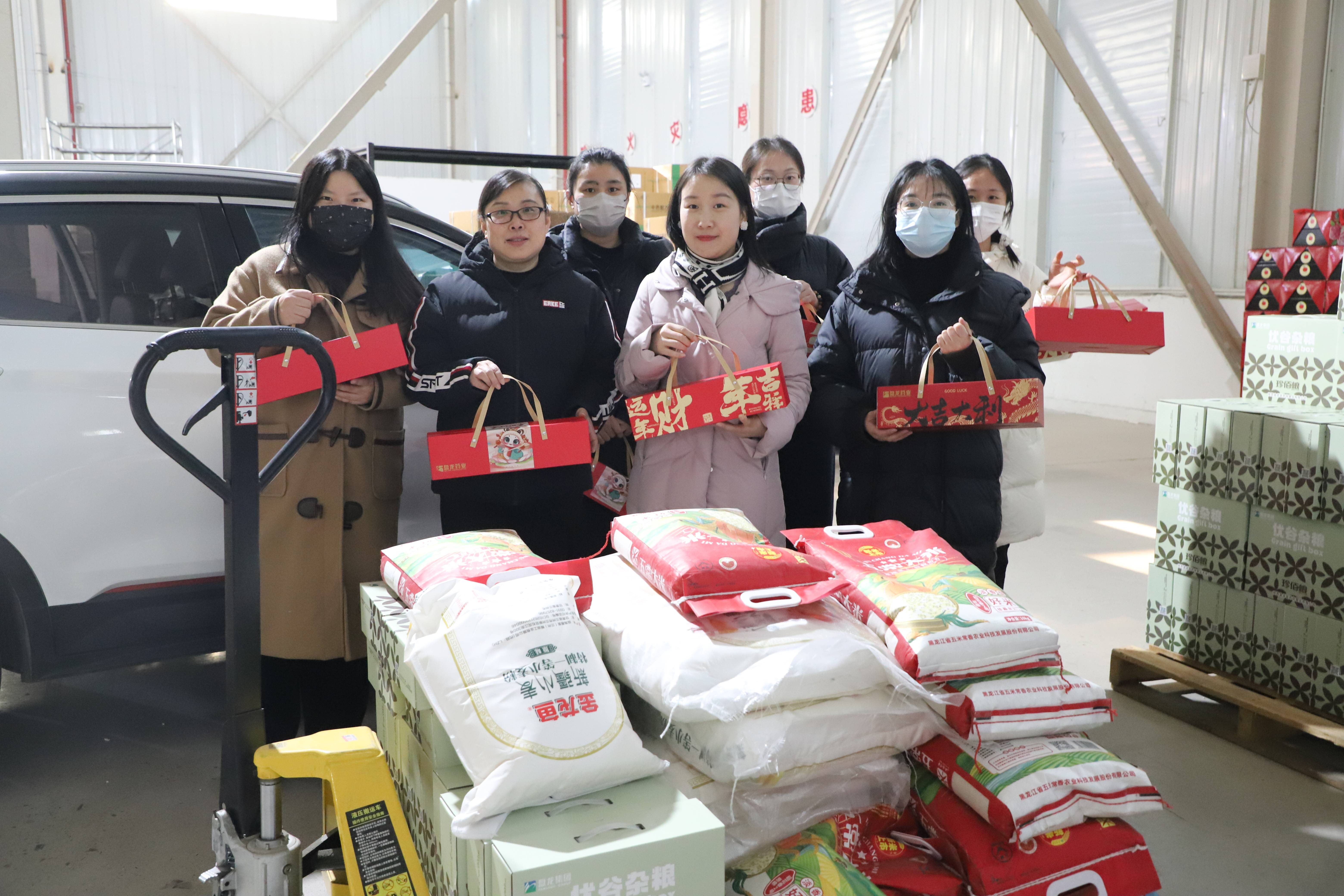 1743063329.jpg IMG_1375.jpg