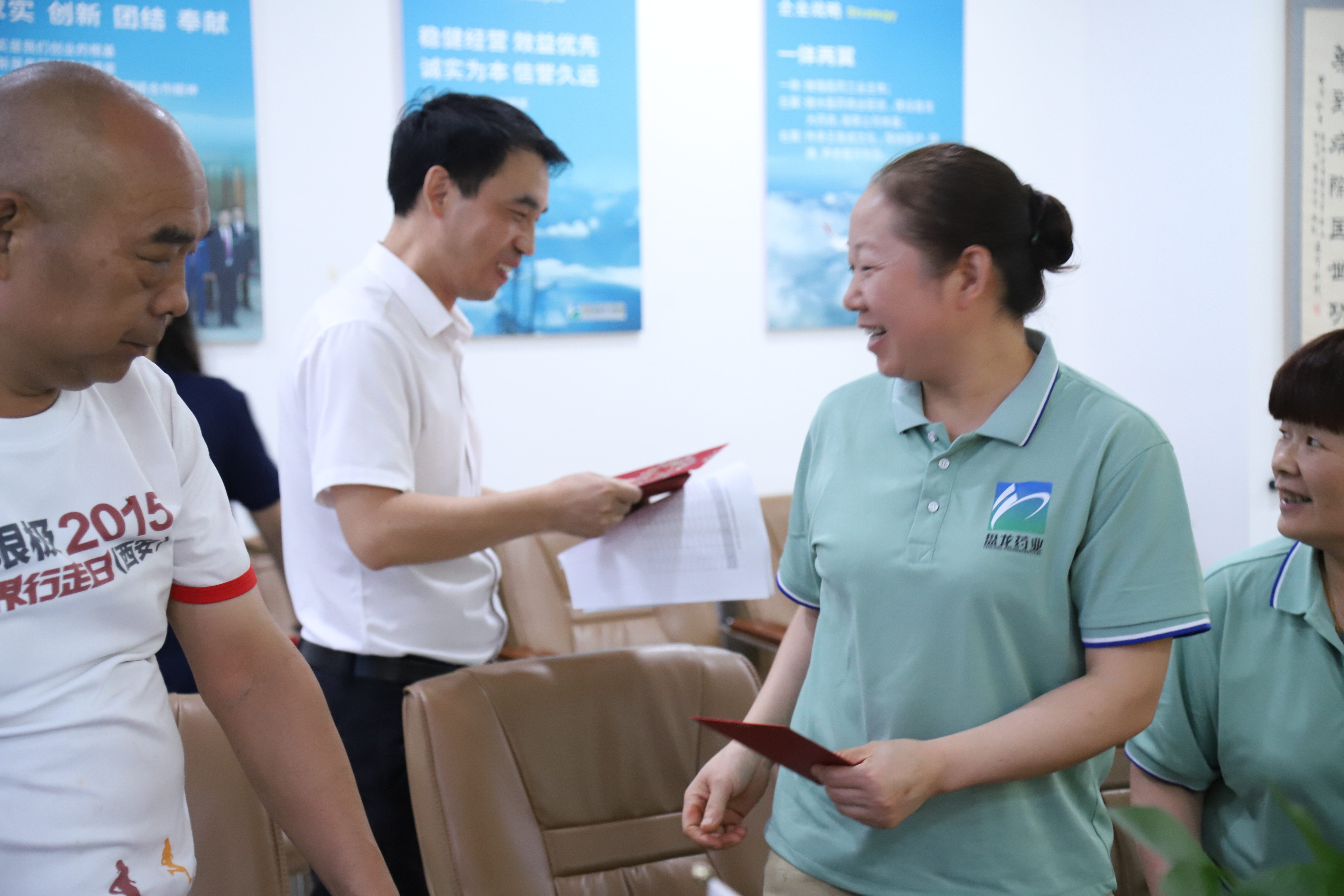 1754010990.jpg 1.jpg