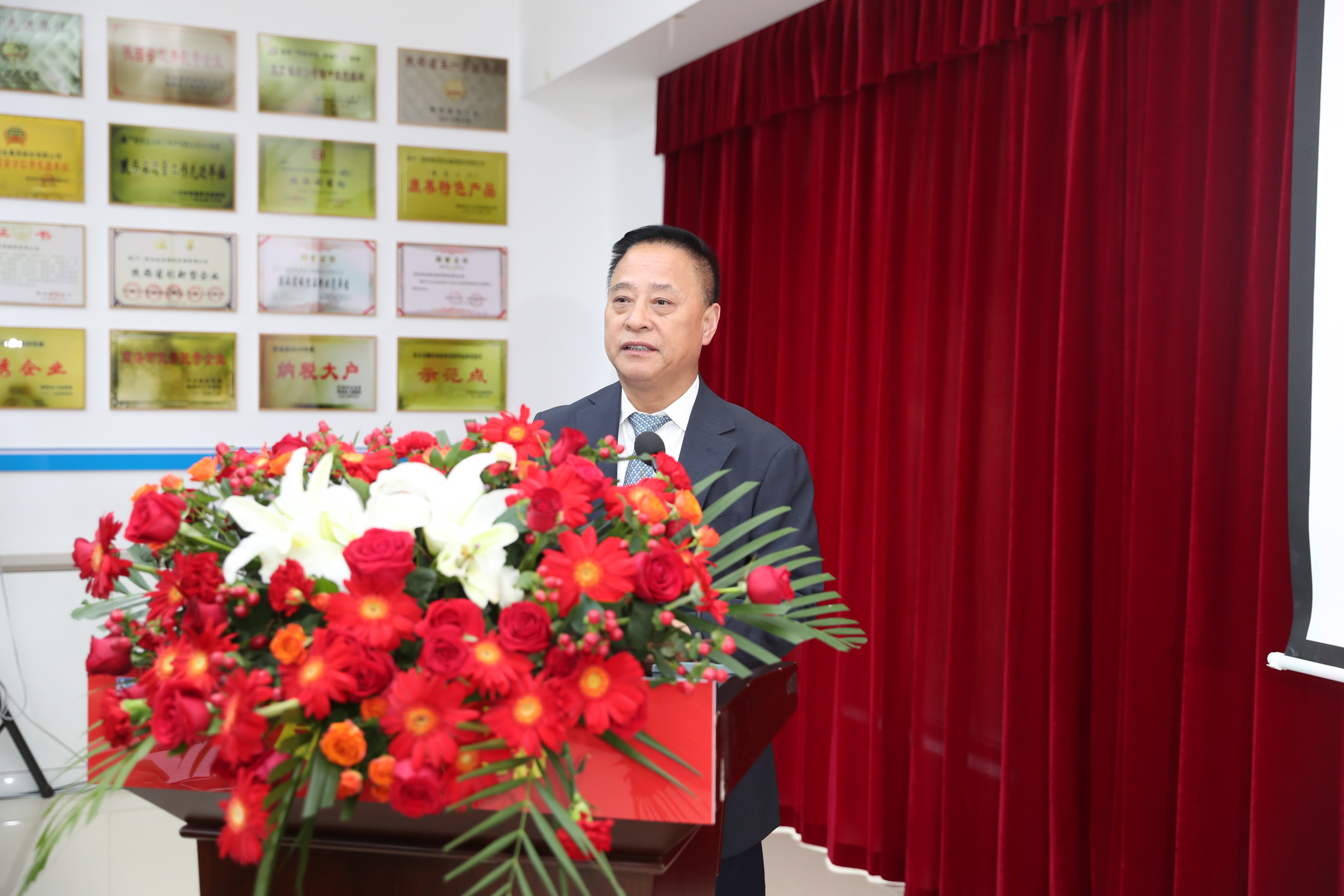 1764232577.jpg 19.jpg